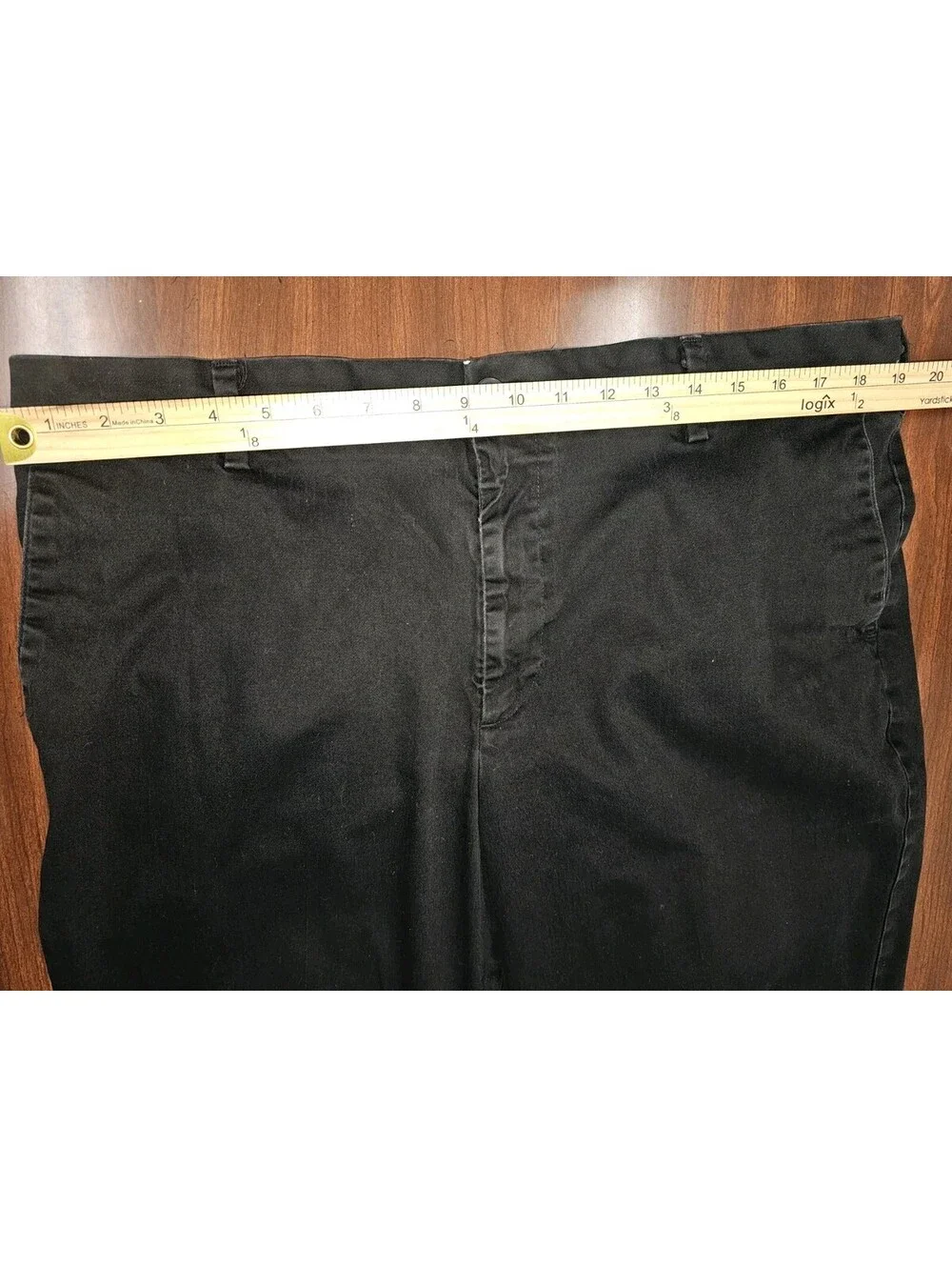 Dockers signature khaki